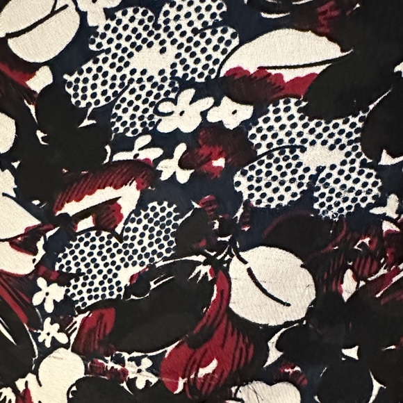 Veronica Beard Floral Blouse - size 12 - Picture 4 of 5